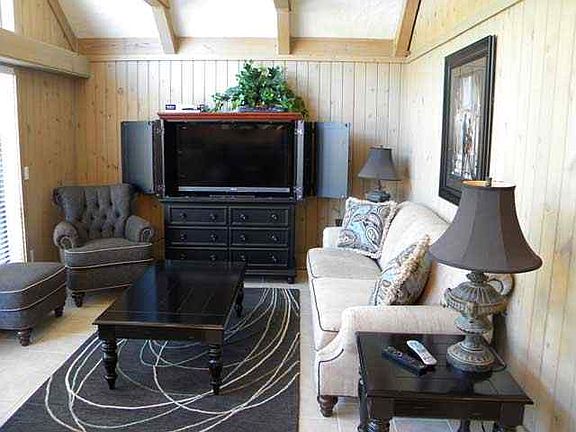 4th image of 600 Captains Cove Ct Unit 4
