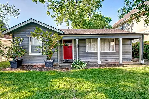 4409 Effie St Photo 1