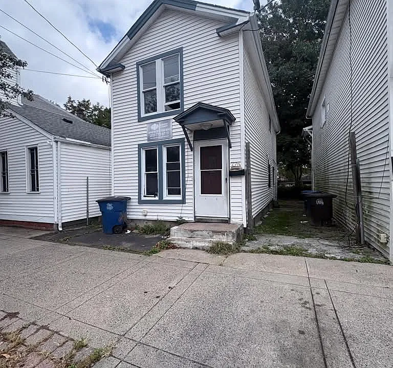 775 Dixwell Ave #775