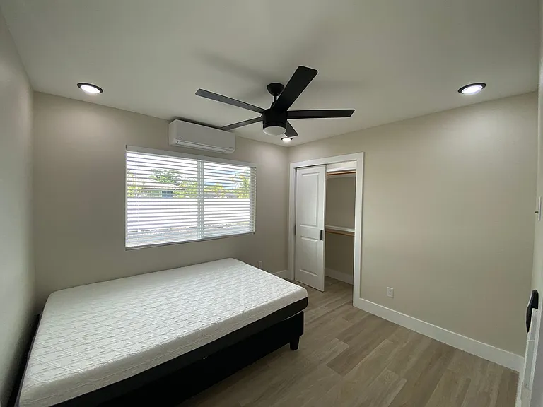 16-2115 Emerald Dr — Photo 15