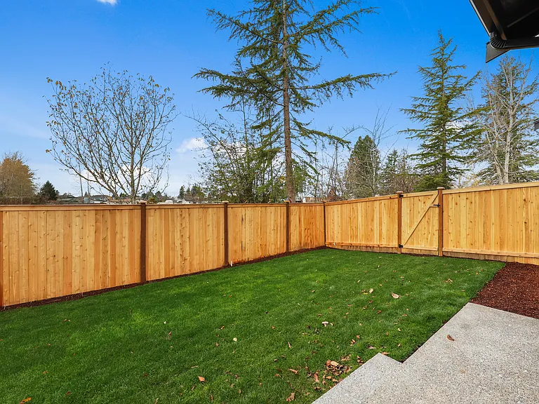 Spruce Prairie Homes — Photo 15