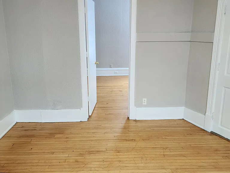 1167 15th Ave SE #1 — Photo 14