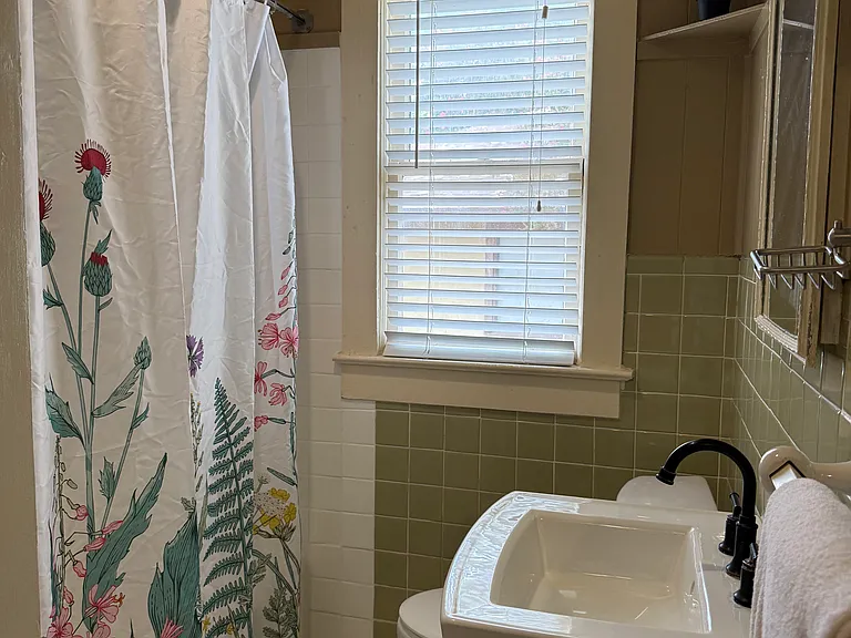 1023 W French Pl — Photo 33