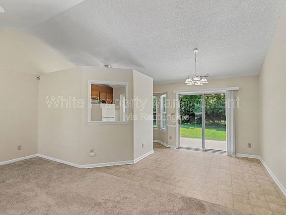 4th image of 4609 Falcon Chase Dr SW
