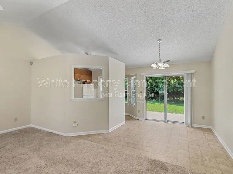 4609 Falcon Chase Dr SW — Photo 4