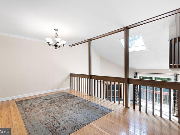 5th image of 5509 Doral Dr