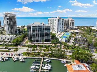 4031 Gulf Shore Blvd N #7D, Naples, FL 34103