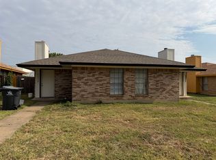 2205 Ruth St, Arlington, TX 76010