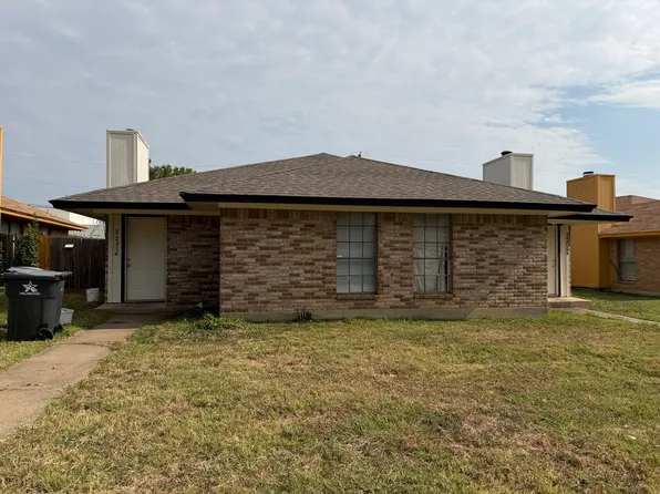 2205 Ruth St, Arlington, TX 76010
