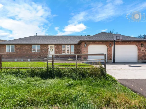 216 E Smith Ln, Coalville, UT 84017