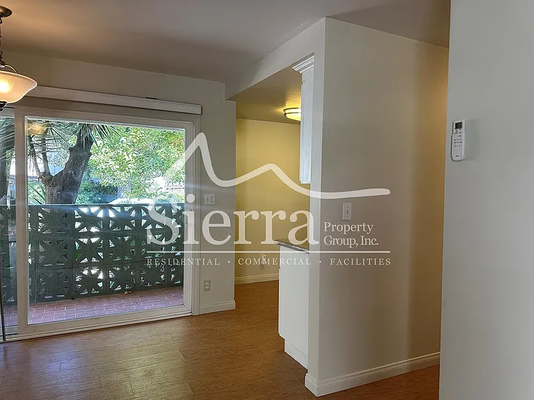 246 W Alamar Ave #1 — Photo 2