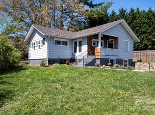 222 Governors View Rd, Asheville, NC 28805