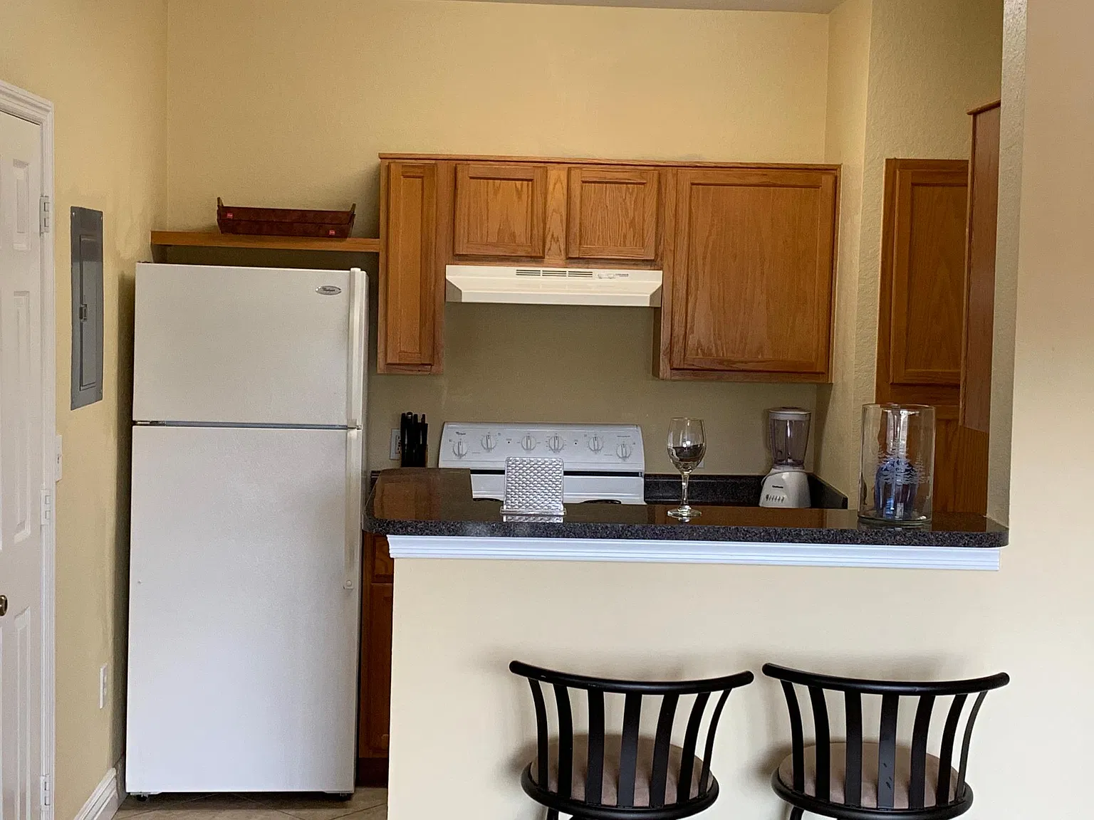 1 bed, 700 sqft, $1,300 — Photo 4