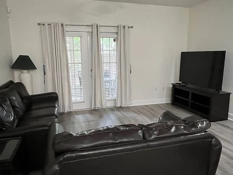 2508 SW 35th Pl #P93 — Photo 3