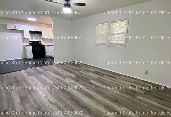 3rd image of 605 Hill St
