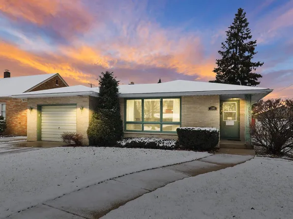 2302 Lincoln ROAD, Kenosha, WI 53143