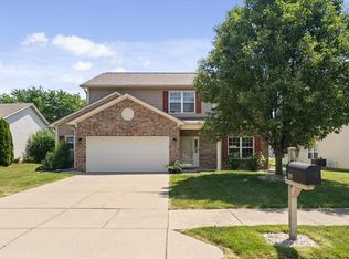 215 School House Dr, Greenfield, IN 46140