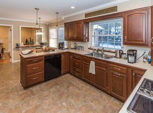 7657 Dean Rd, Indianapolis, IN 46240