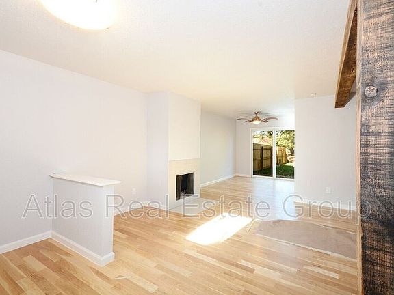 2nd image of 4483 Driftwood Pl #15