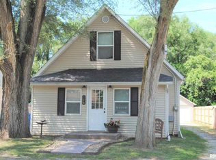 106 Brakeshoe Ct, East Moline, IL 61244