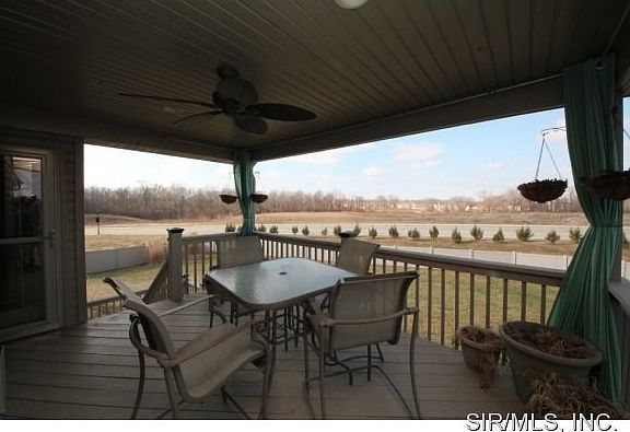 4th image of 1929 Crimson Oak Dr