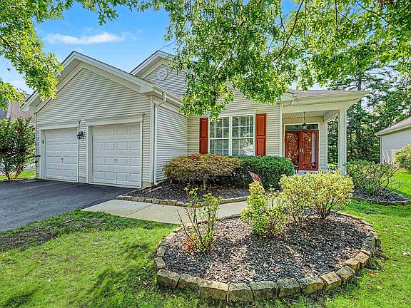 4th image of 147 Brewster Dr