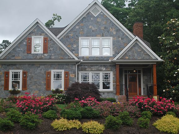 Hand cut & placed stonework