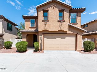 865 S Swallow Ln, Gilbert, AZ 85296