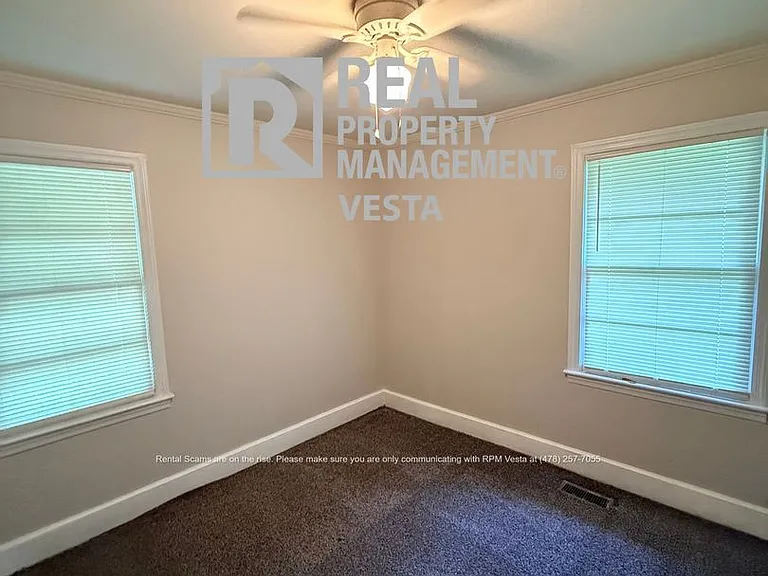 1253 W Grenada Ter — Photo 7