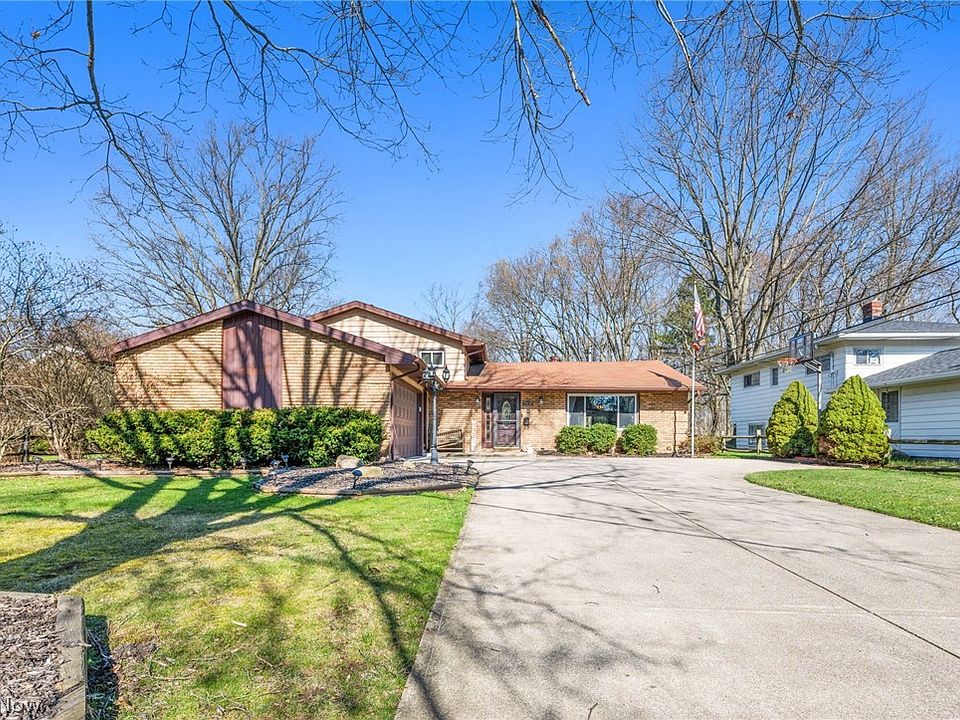 1st image of 28186 Camellia Ln