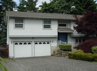 16564 NE 46th St, Redmond, WA 98052