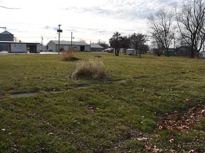 207 W Birch St, Shelbina, MO, 63468