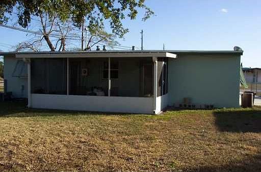 4th image of 5777 Honeysuckle Dr