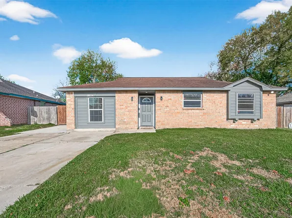 11927 Flushing Meadows Dr, Houston, TX 77089