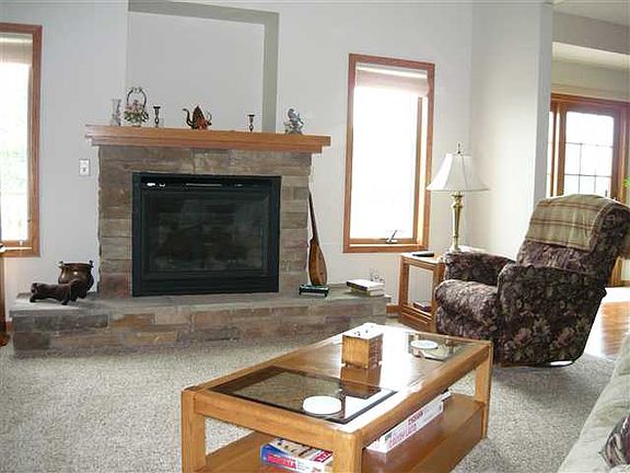 2nd image of 149 S Meadow Dr