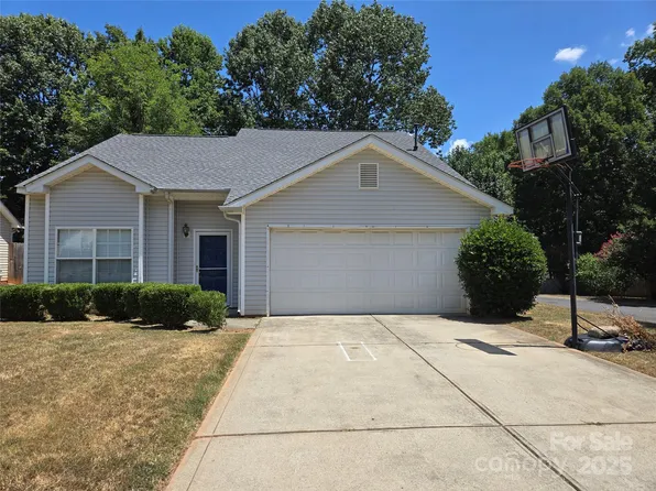 2345 Nuthatch Dr, Rock Hill, SC 29732