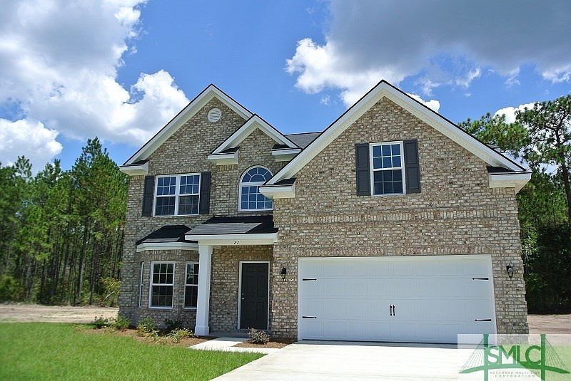 1st image of 27 NE Greenbriar Street