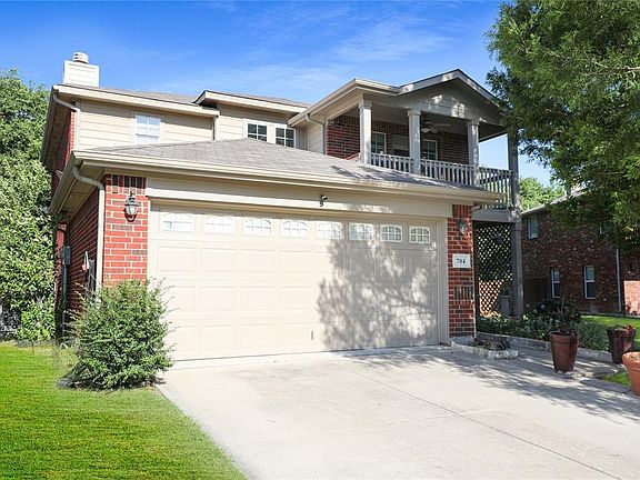 3rd image of 704 Margaret Dr