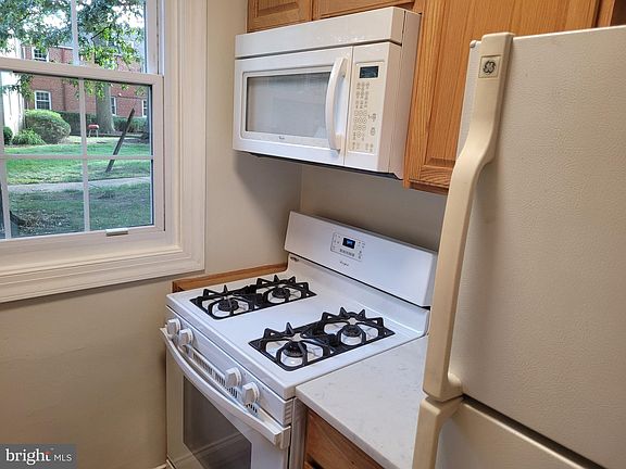 5th image of 4318 N Pershing Dr #43183