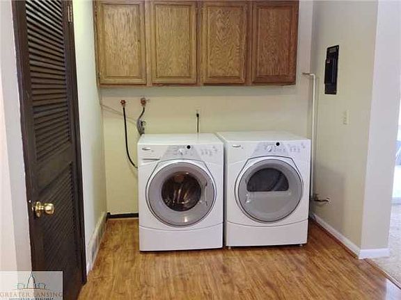 5th image of 1625 E Ann St
