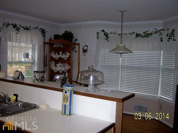 4th image of 3425 Williams Pl SE