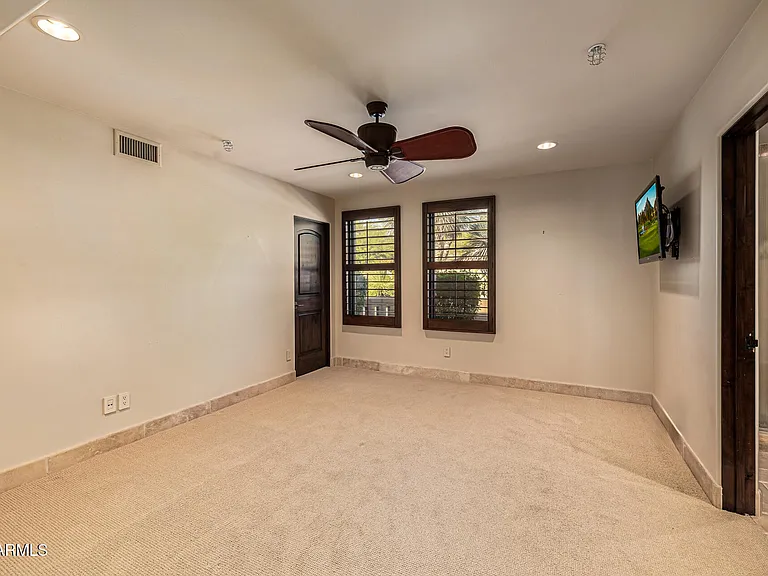 8406 E Calle Buena Vis — Photo 50
