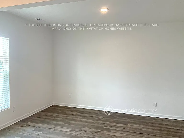 3816 Lantern Ln — Photo 4