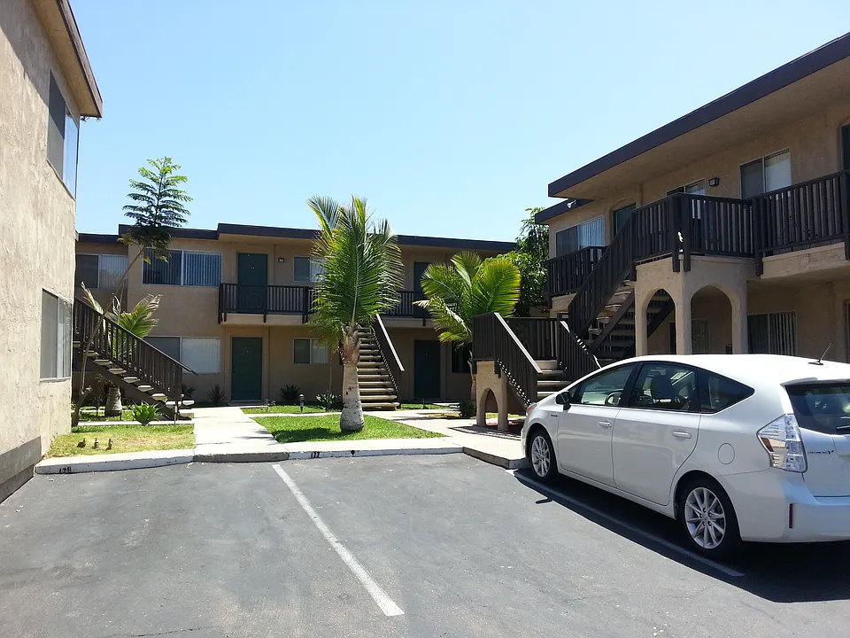 South Bay Towers Apartments