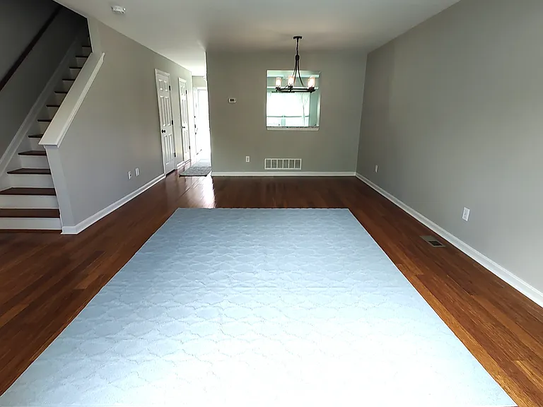 442 Darby Ln — Photo 14