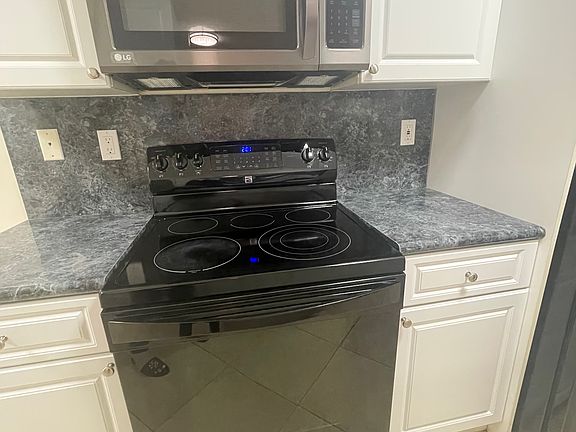 3rd image of 4848 NW 97th Pl