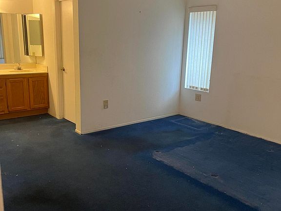 5th image of 13742 W TARTAN Drive