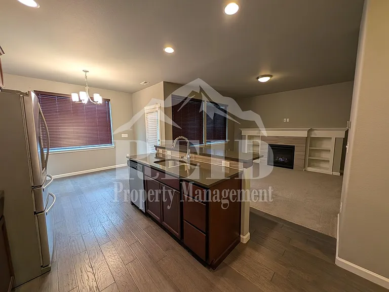 3887 Portside Dr — Photo 10