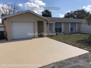 10202 Bonnie Bay Ct, Tampa, FL 33615
