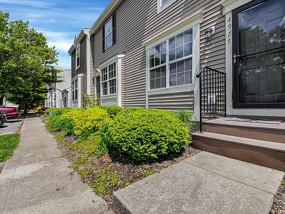 5th image of 4915 Singleton Dr #8C
